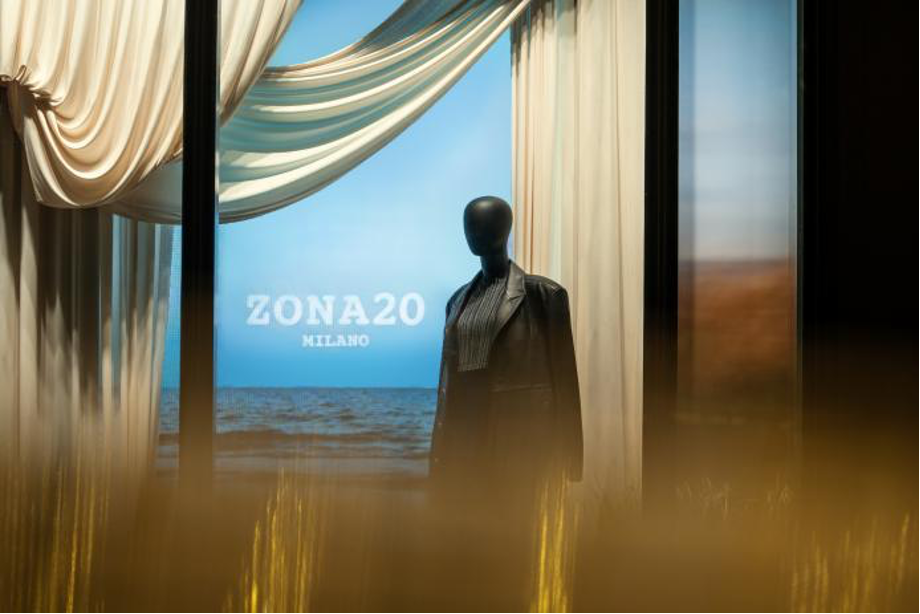 ZONA20 MILANO 于上海老佛爷百货推出早秋橱窗装置